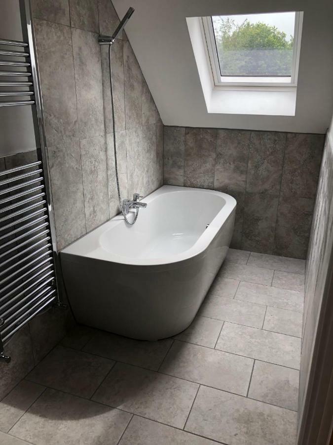Hamilton Arms Suites Midhurst Eksteriør bilde