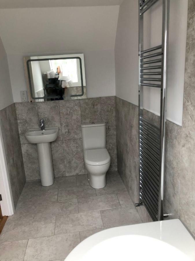 Hamilton Arms Suites Midhurst Eksteriør bilde